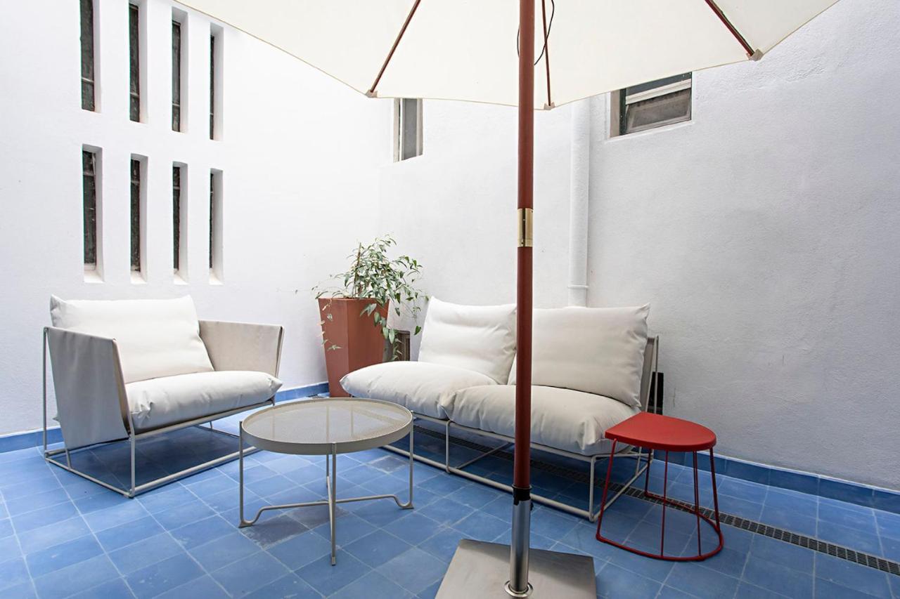 Piso Azul Premium Apartments In Bairro Alto By Lovelystay Lisbon Exterior photo