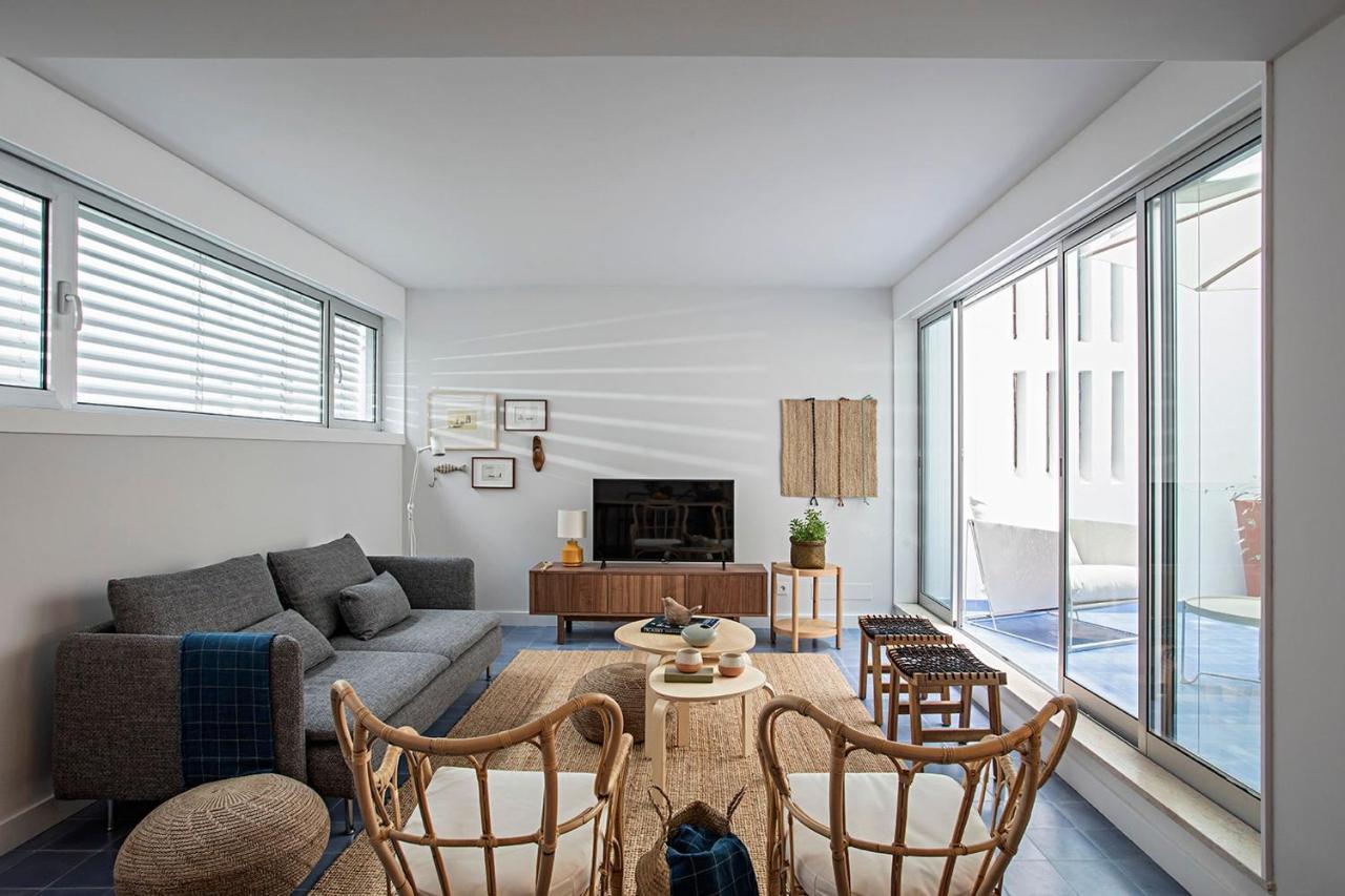 Piso Azul Premium Apartments In Bairro Alto By Lovelystay Lisbon Exterior photo