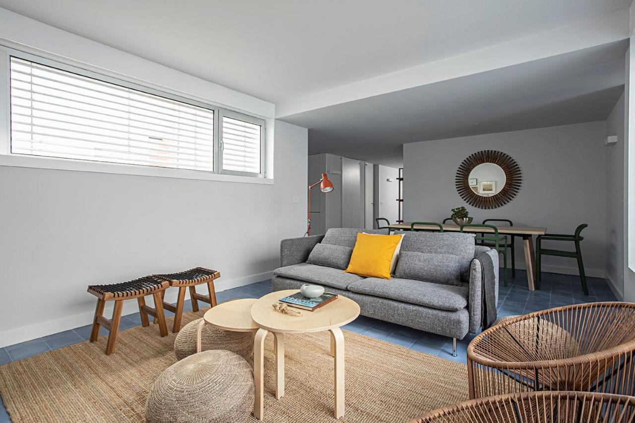 Piso Azul Premium Apartments In Bairro Alto By Lovelystay Lisbon Exterior photo