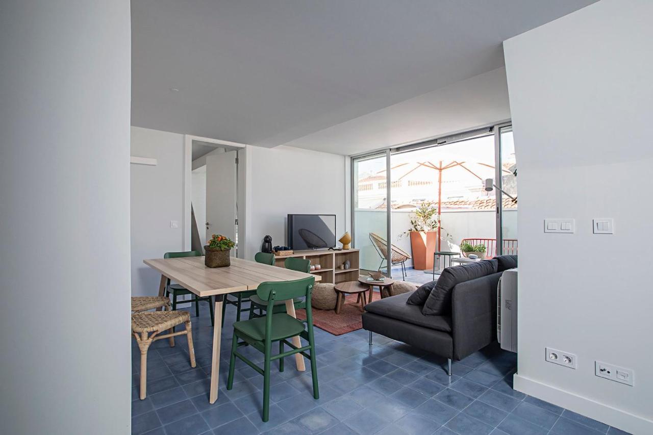 Piso Azul Premium Apartments In Bairro Alto By Lovelystay Lisbon Exterior photo