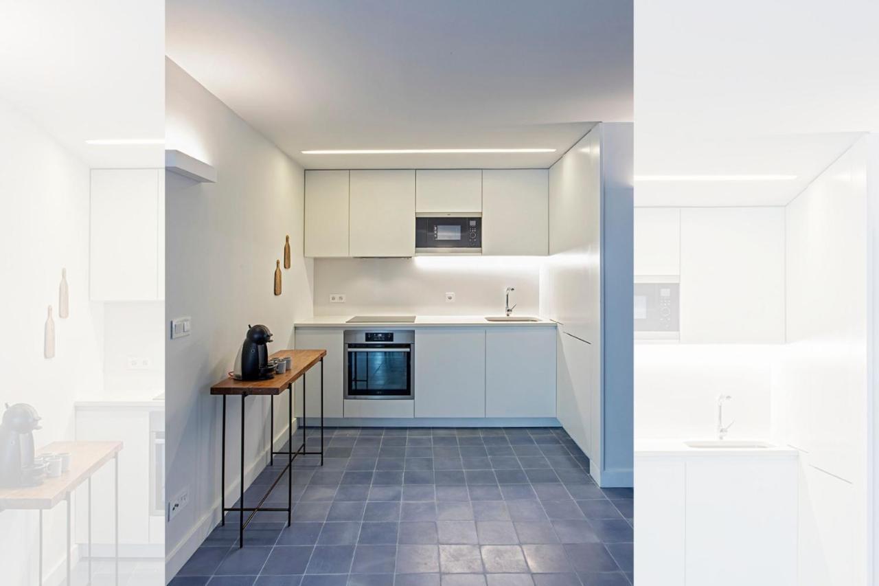 Piso Azul Premium Apartments In Bairro Alto By Lovelystay Lisbon Exterior photo