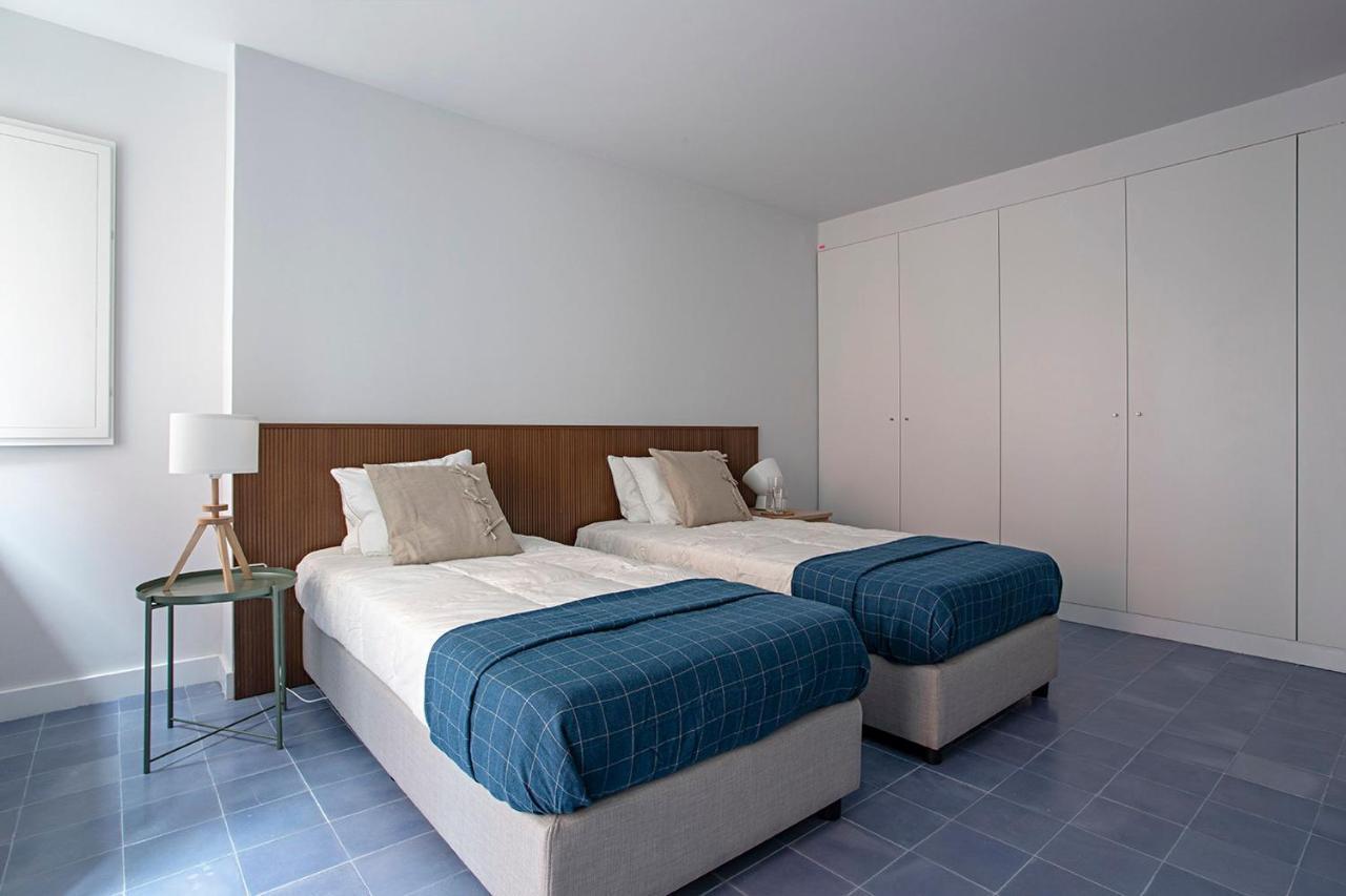 Piso Azul Premium Apartments In Bairro Alto By Lovelystay Lisbon Exterior photo